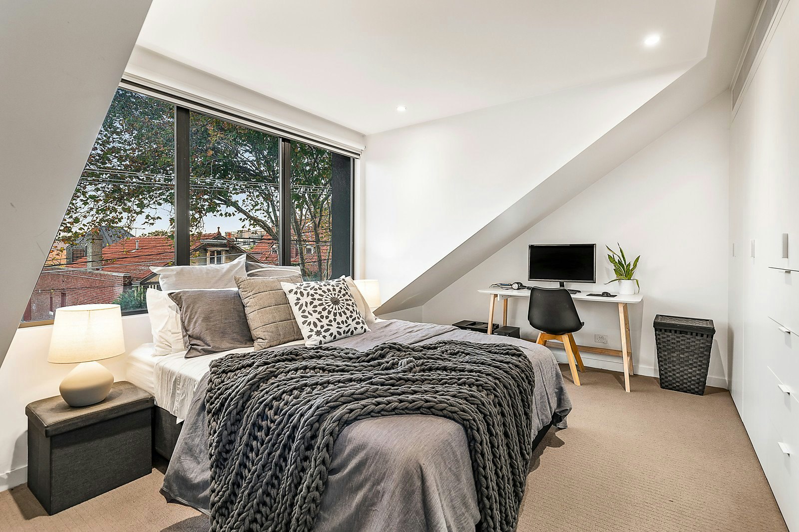 6 Lawson Street, Elwood, VIC