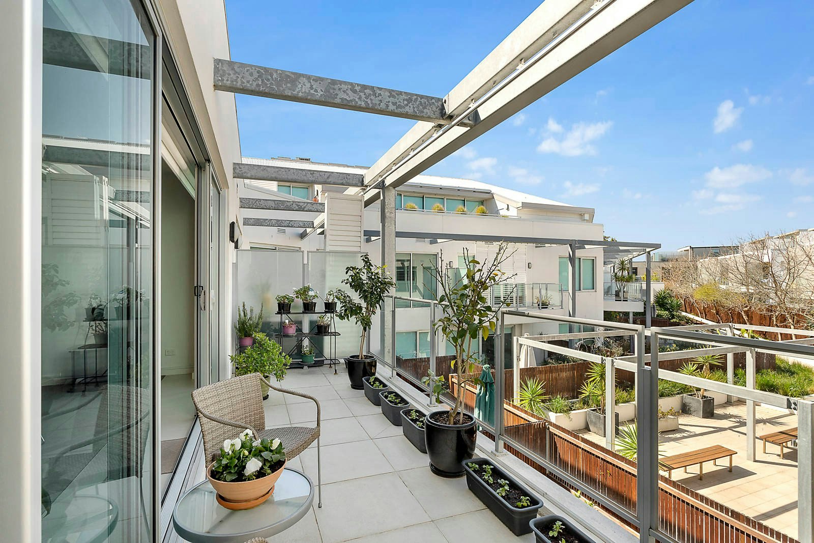 54/15 Beach Road, Hampton, VIC