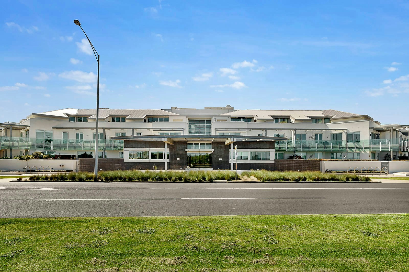 54/15 Beach Road, Hampton, VIC