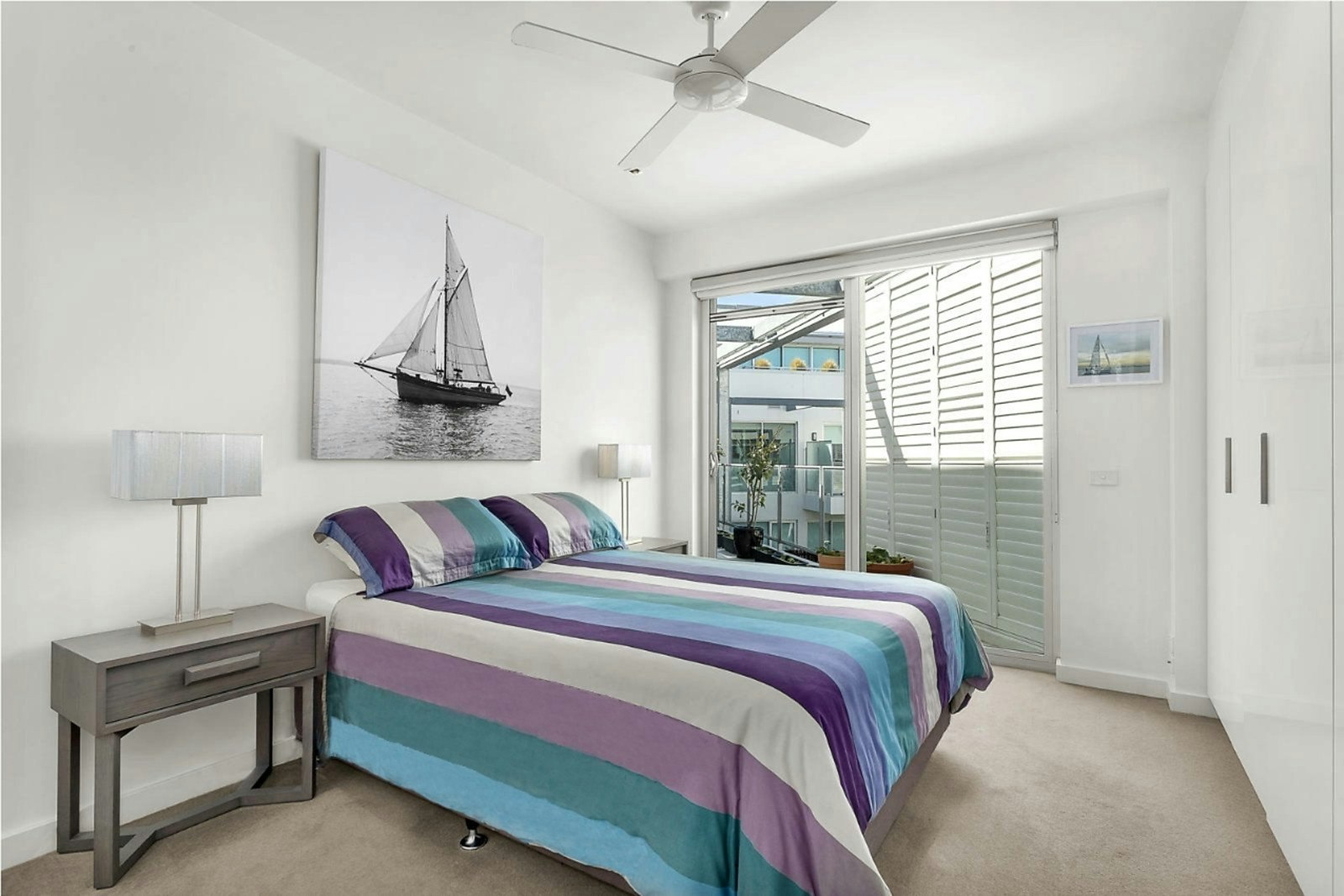 54/15 Beach Road, Hampton, VIC