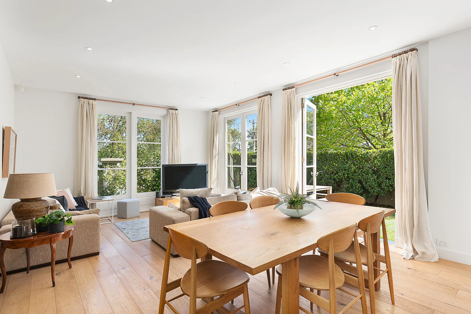 11 Torresdale Court, Toorak, VIC