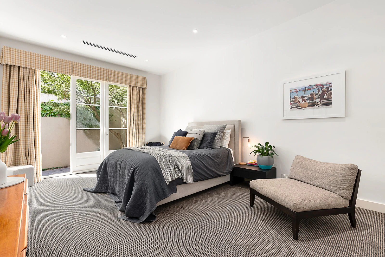 11 Torresdale Court, Toorak, VIC