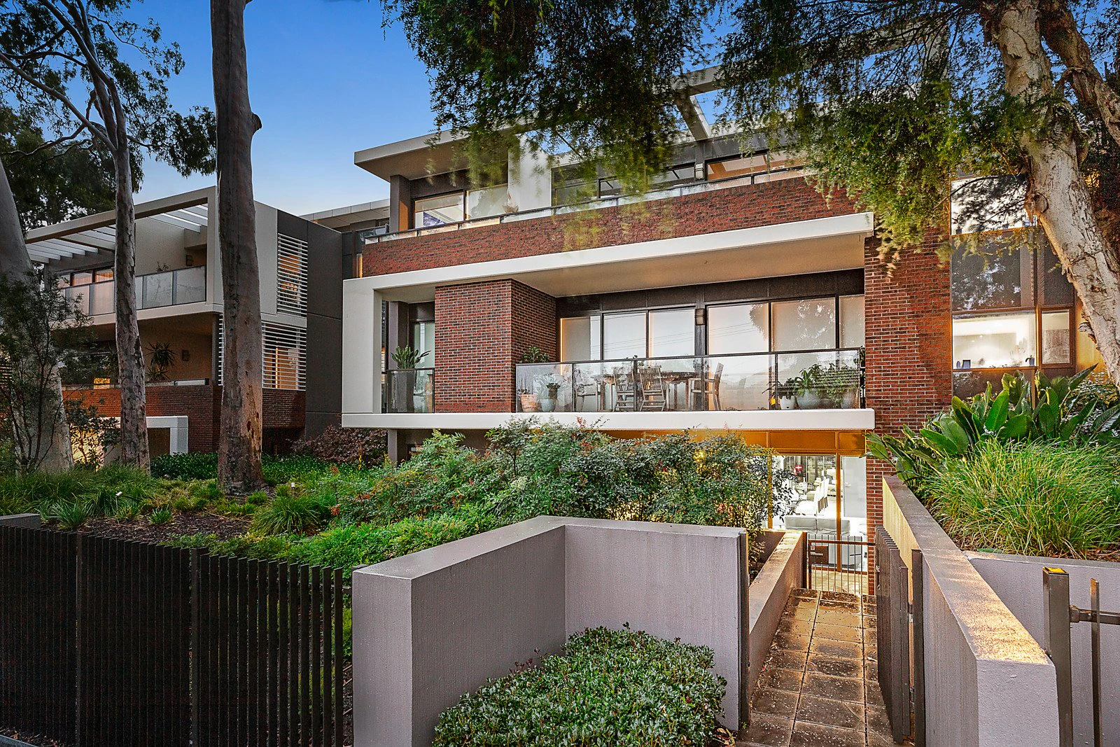 105/33 Wattle Road, Hawthorn, VIC