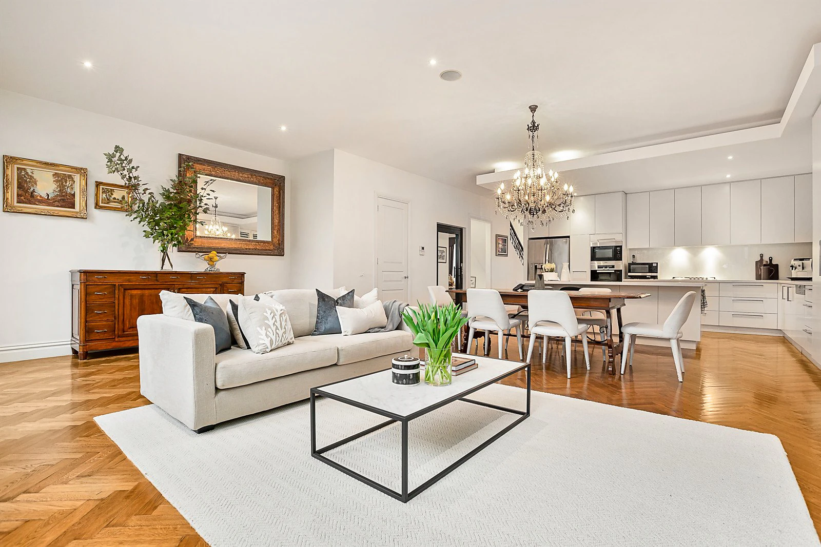 27 Balmerino Avenue, Toorak, VIC