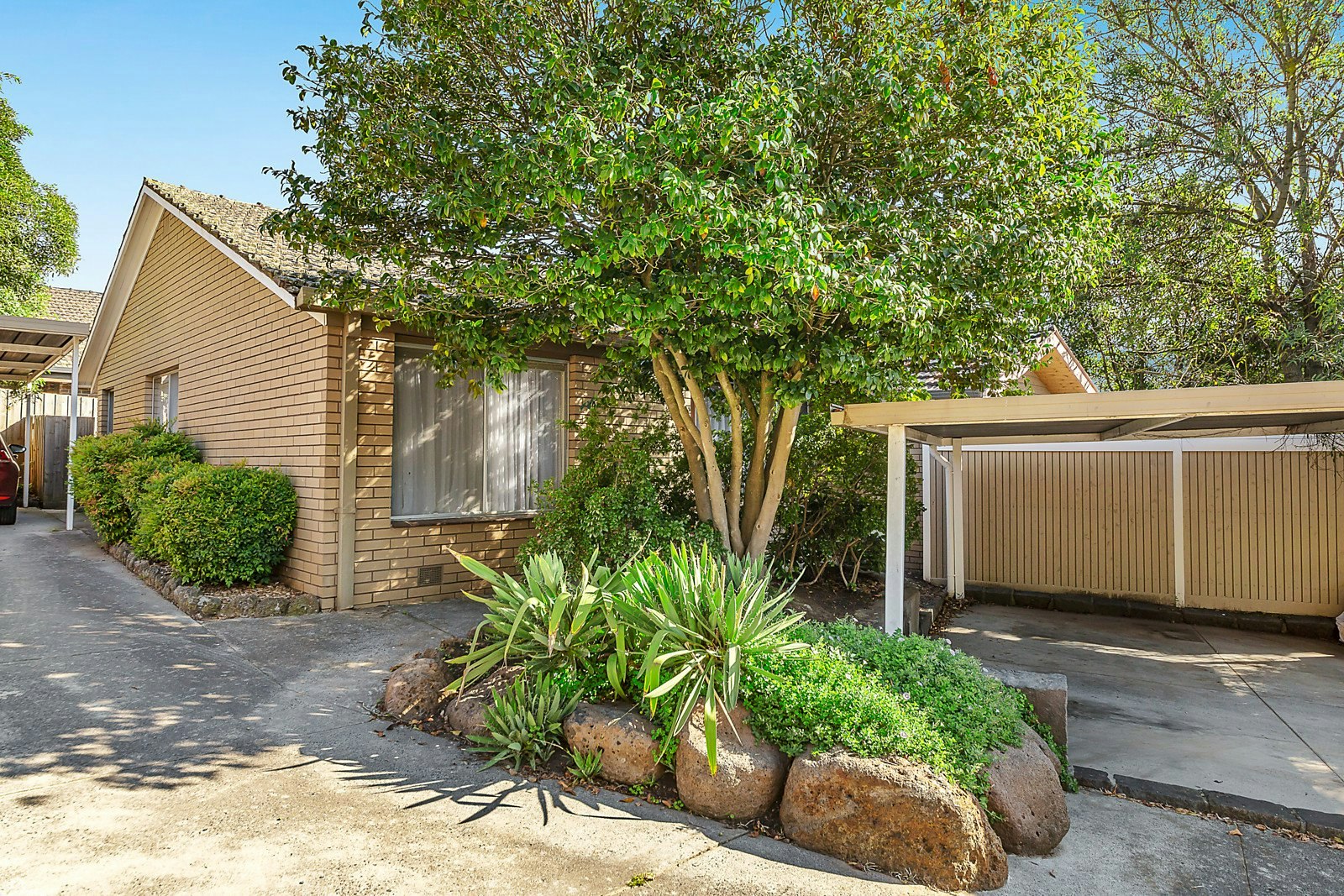 2/18 Glencairn Avenue, Camberwell, VIC