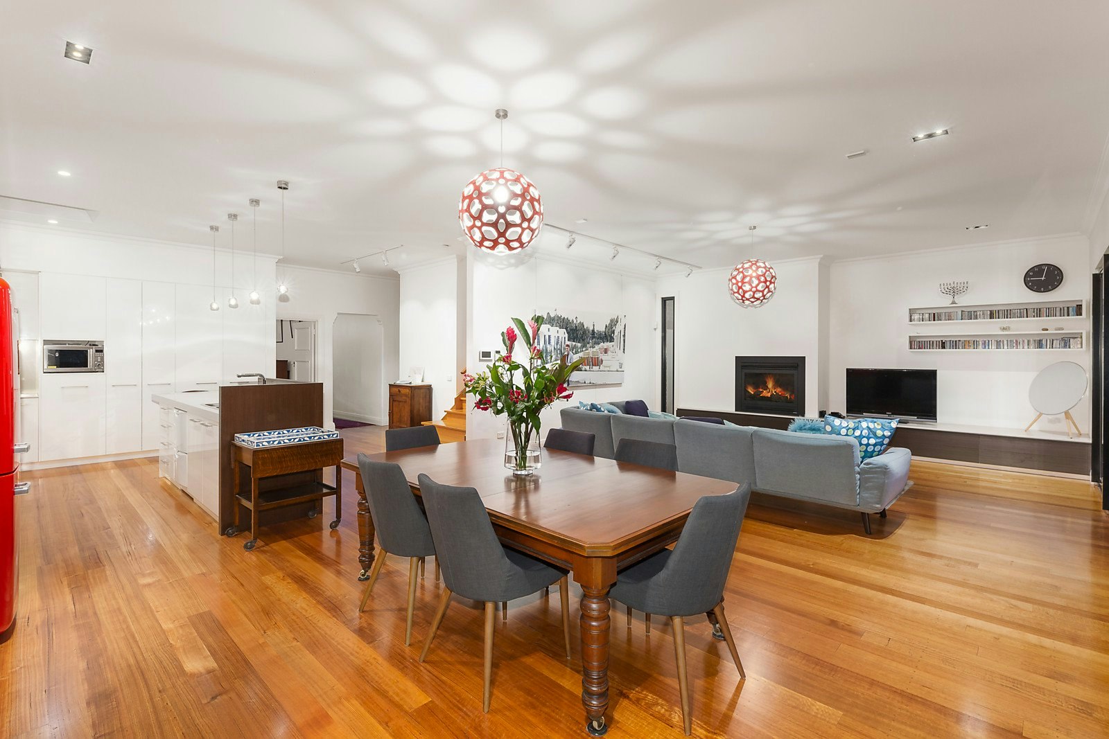 16 Fairmont Avenue, Camberwell, VIC