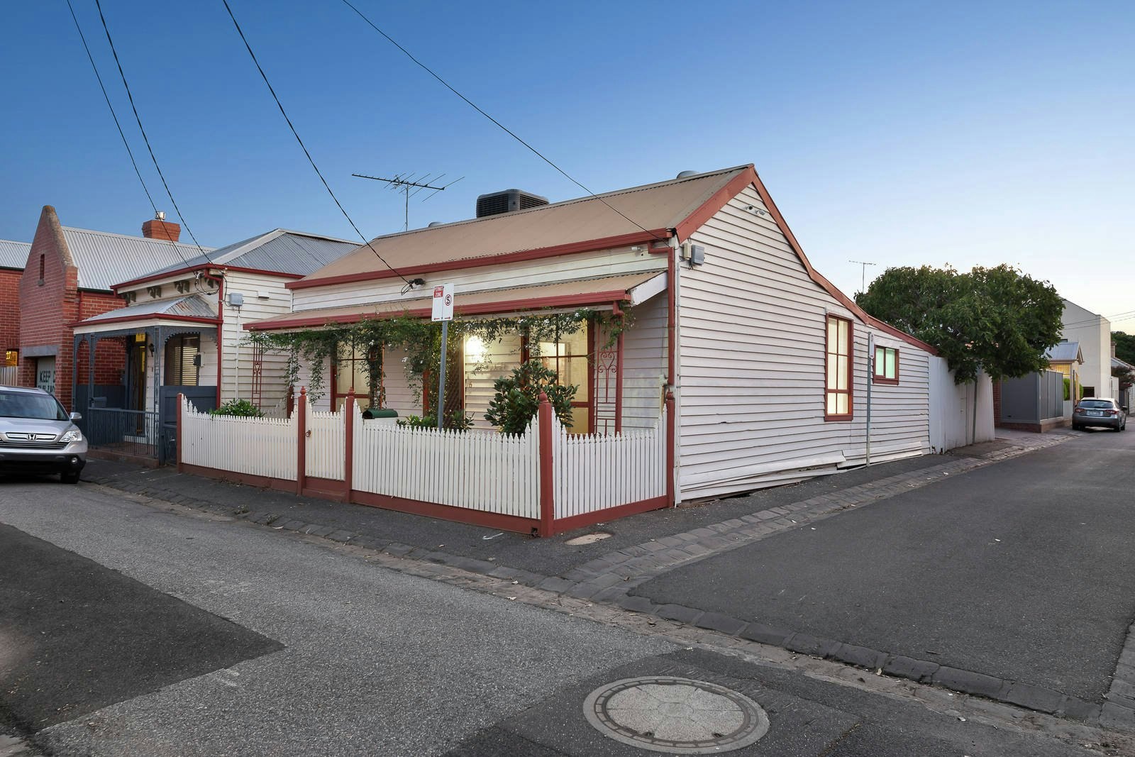 6 Gray Lane, Albert Park, VIC