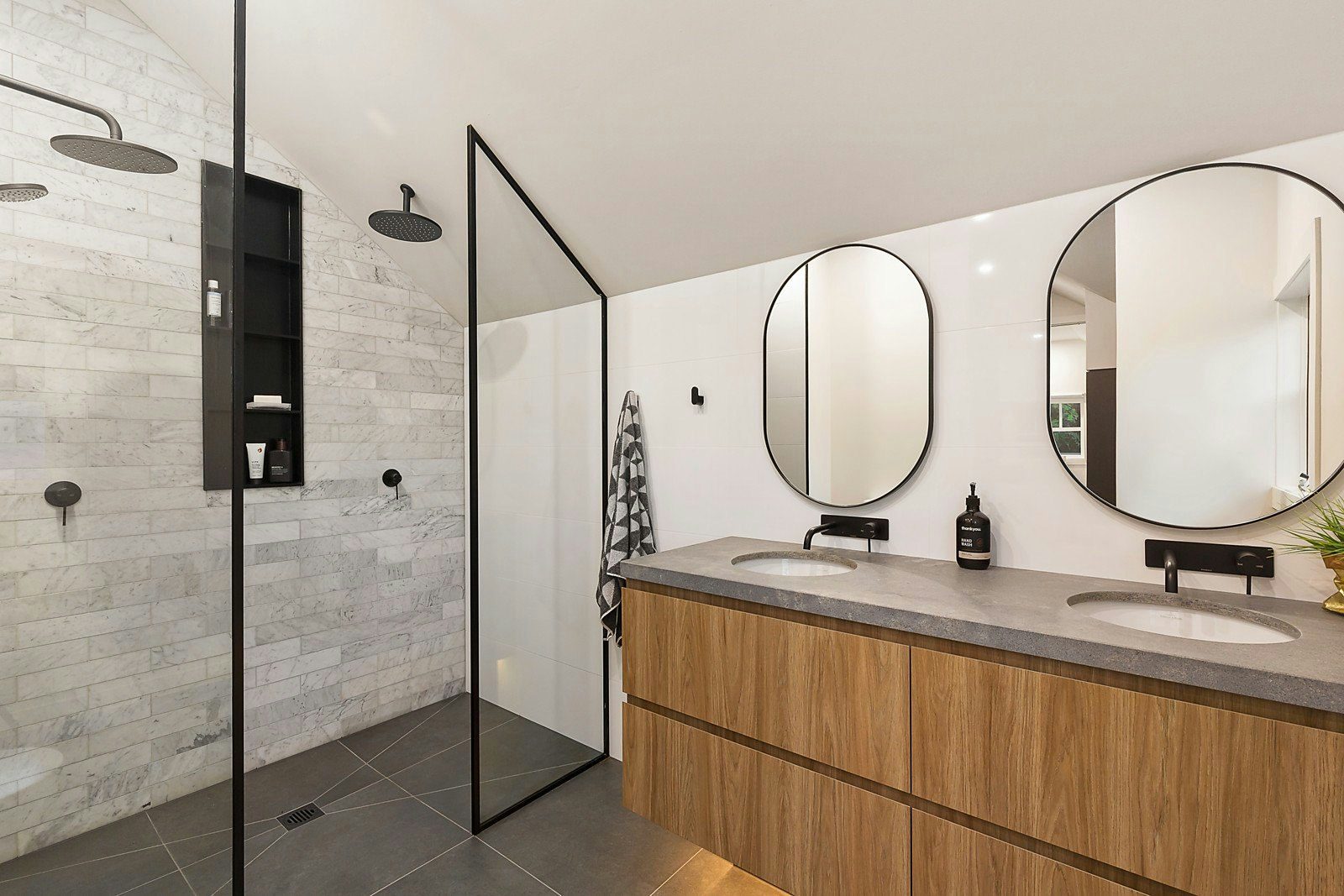 17 Wishart Street, Hampton East, VIC