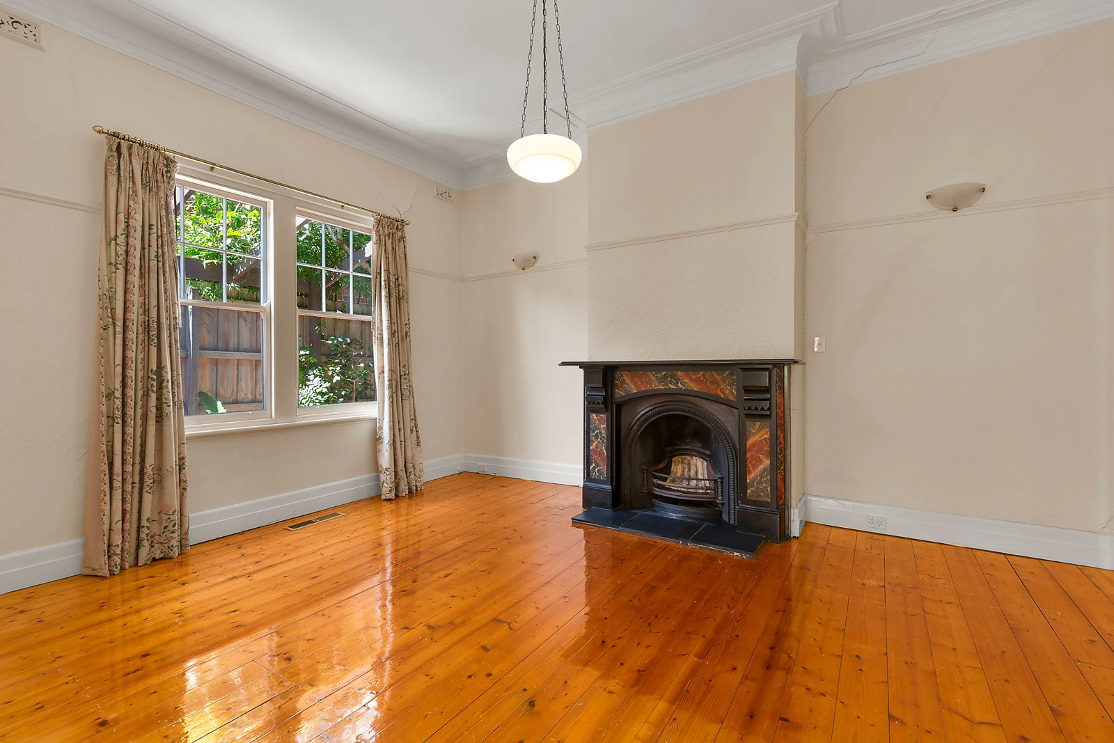 10 Cowper Street, Brighton, VIC