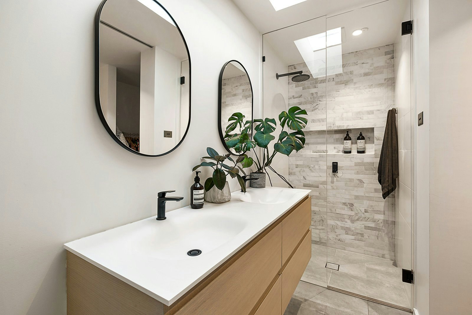 21 Drewett Street, Surrey Hills, VIC