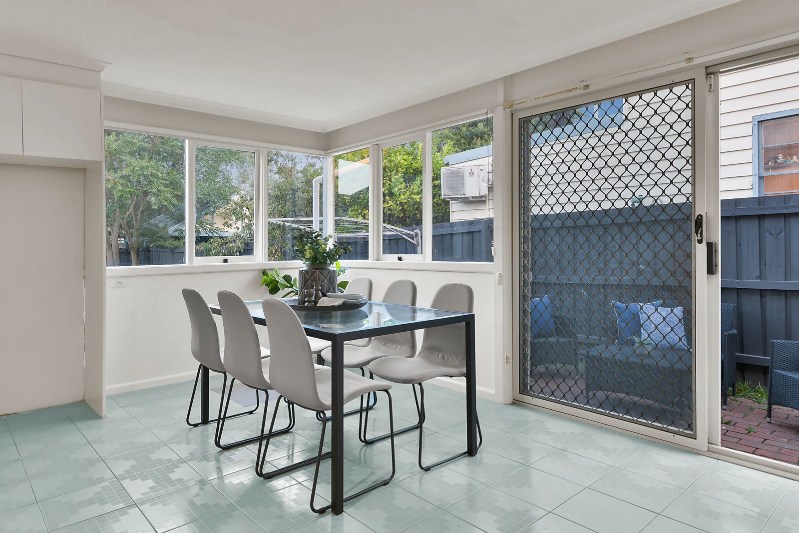 20 Emo Road, Malvern East, VIC