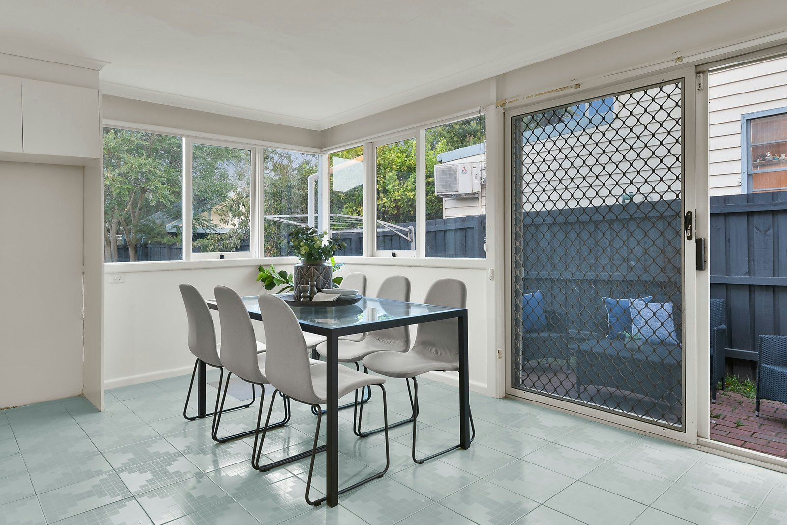 20 Emo Road, Malvern East, VIC