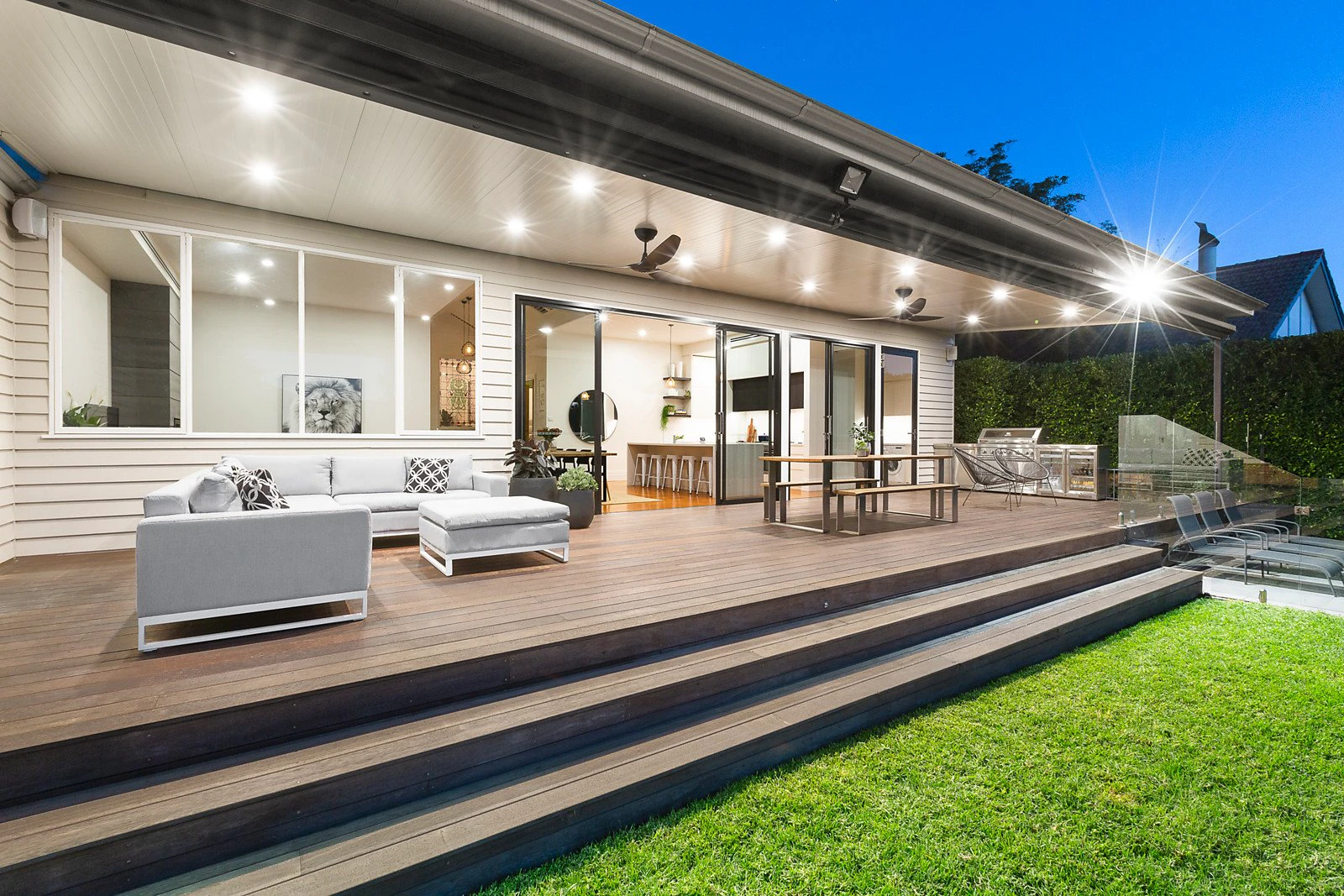 30 Essex Road, Surrey Hills, VIC