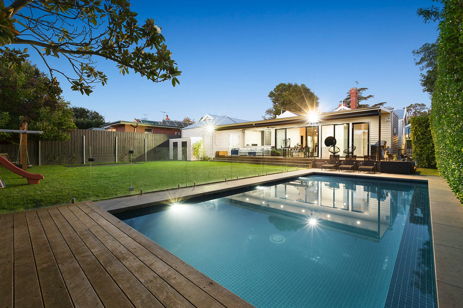 30 Essex Road, Surrey Hills, VIC