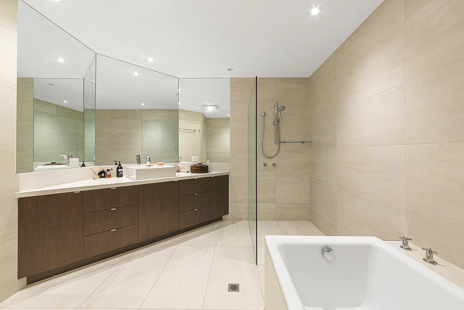 308 Canterbury Road, St Kilda West, VIC
