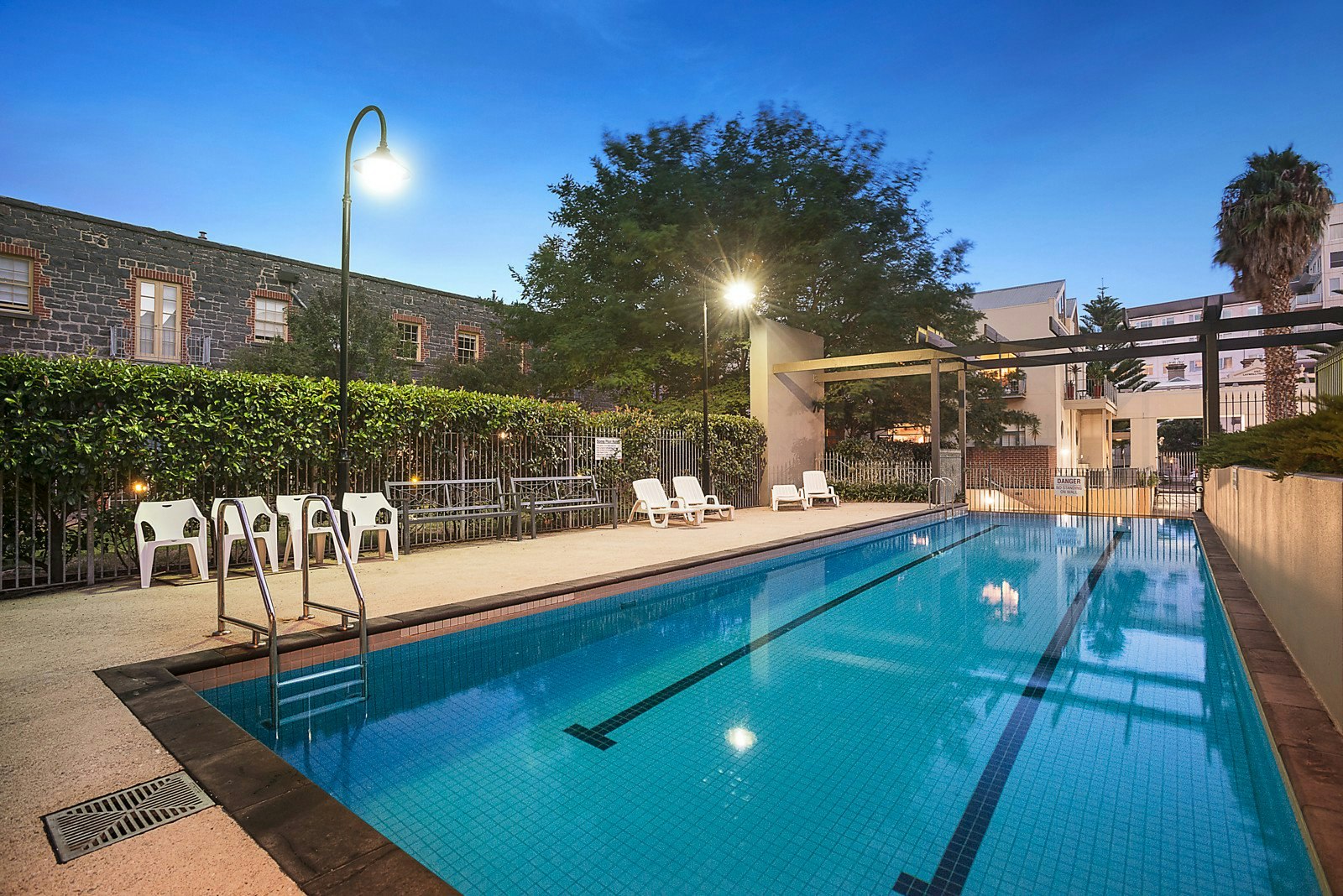 2/241 Rouse Street, Port Melbourne, VIC