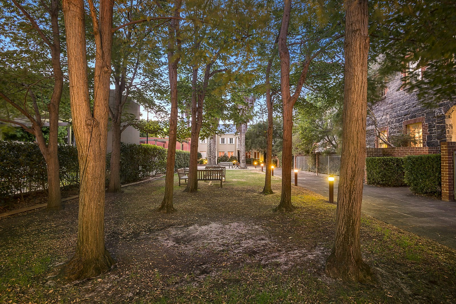 2/241 Rouse Street, Port Melbourne, VIC