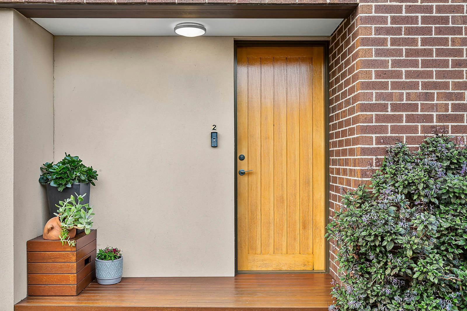 2/11 Tarakan Avenue, Ashburton, VIC