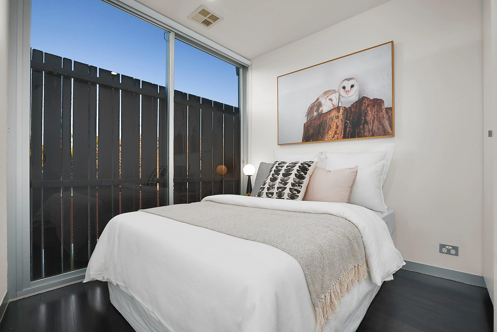 7 Neville Street, Albert Park, VIC
