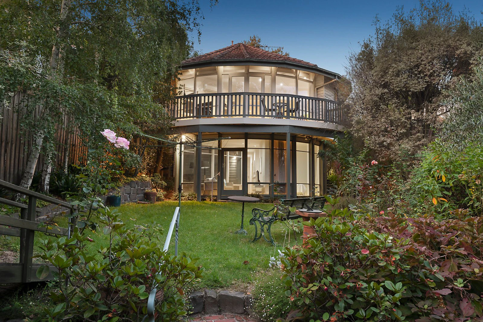 10 Arundel Crescent, Surrey Hills, VIC