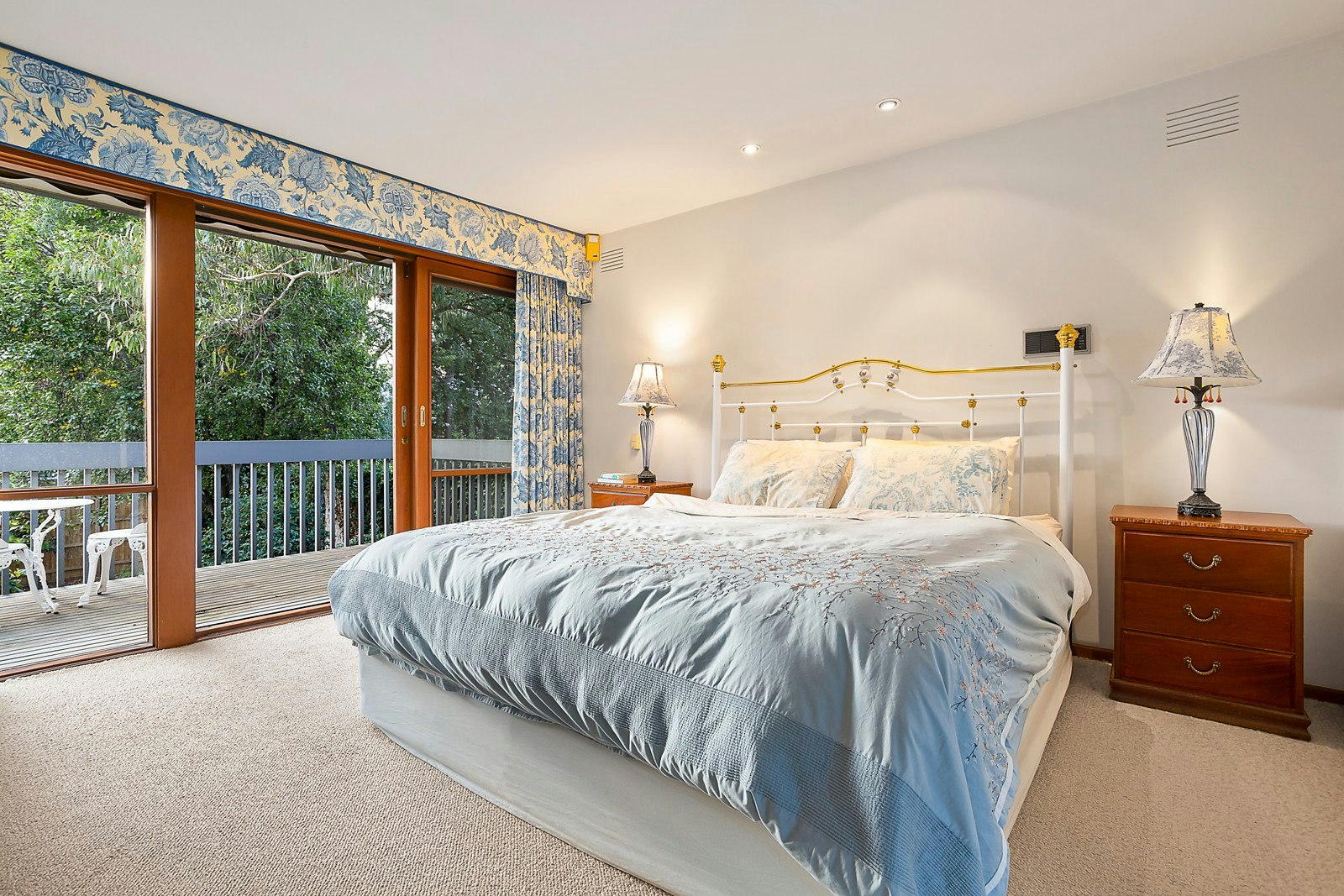 39 Rubens Grove, Canterbury, VIC