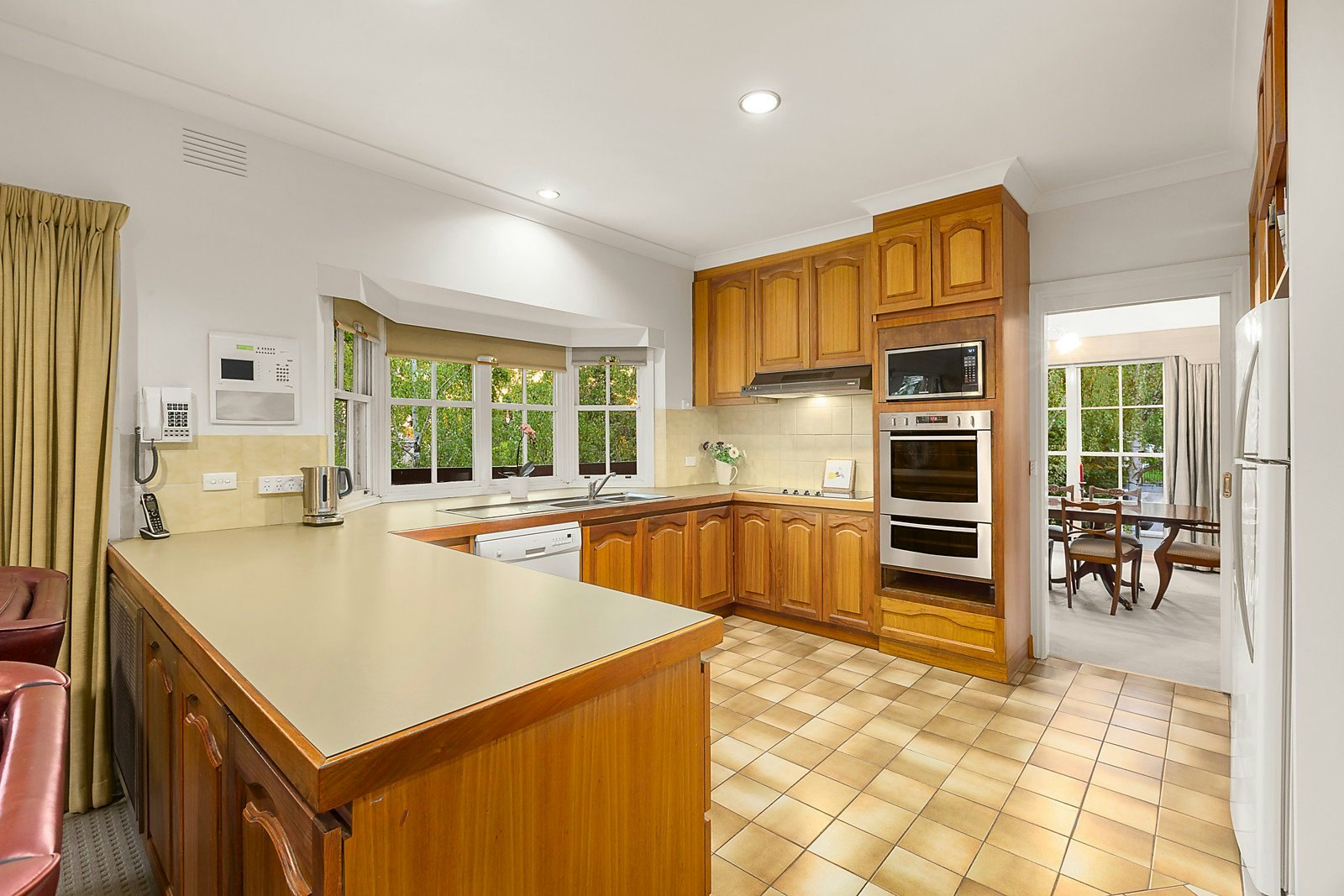 49 Yarrbat Avenue, Balwyn, VIC