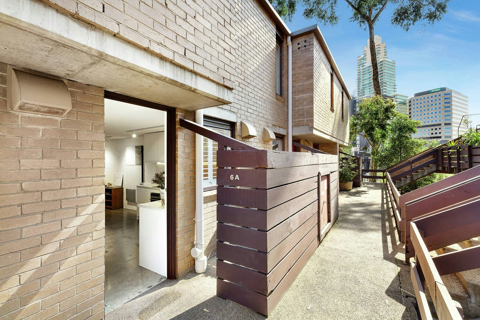 6a Napier Street, South Melbourne, VIC