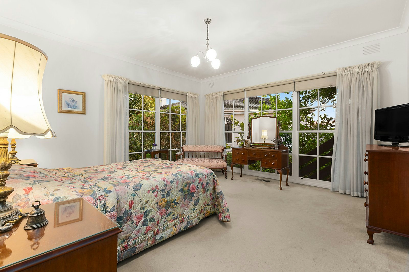 49 Yarrbat Avenue, Balwyn, VIC