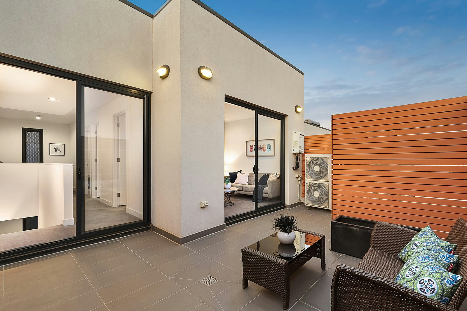 14/8 Cobden Street, Kew, VIC