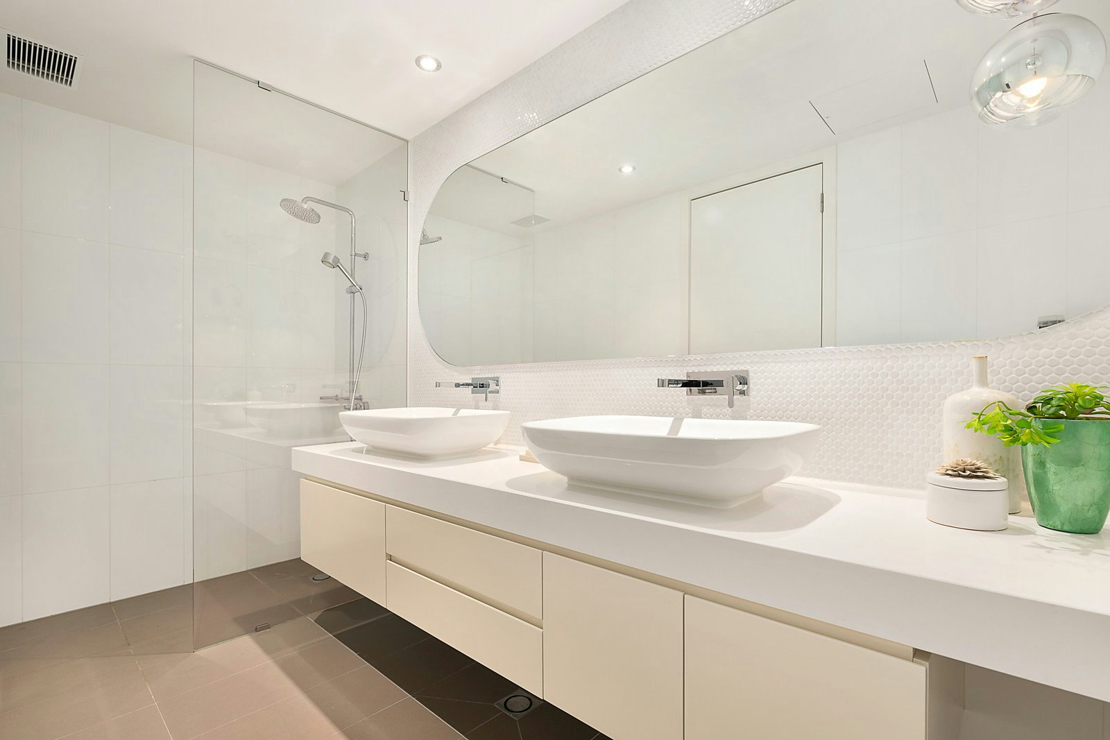 14/8 Cobden Street, Kew, VIC