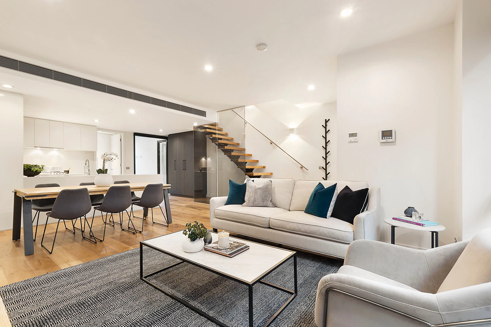 14/8 Cobden Street, Kew, VIC