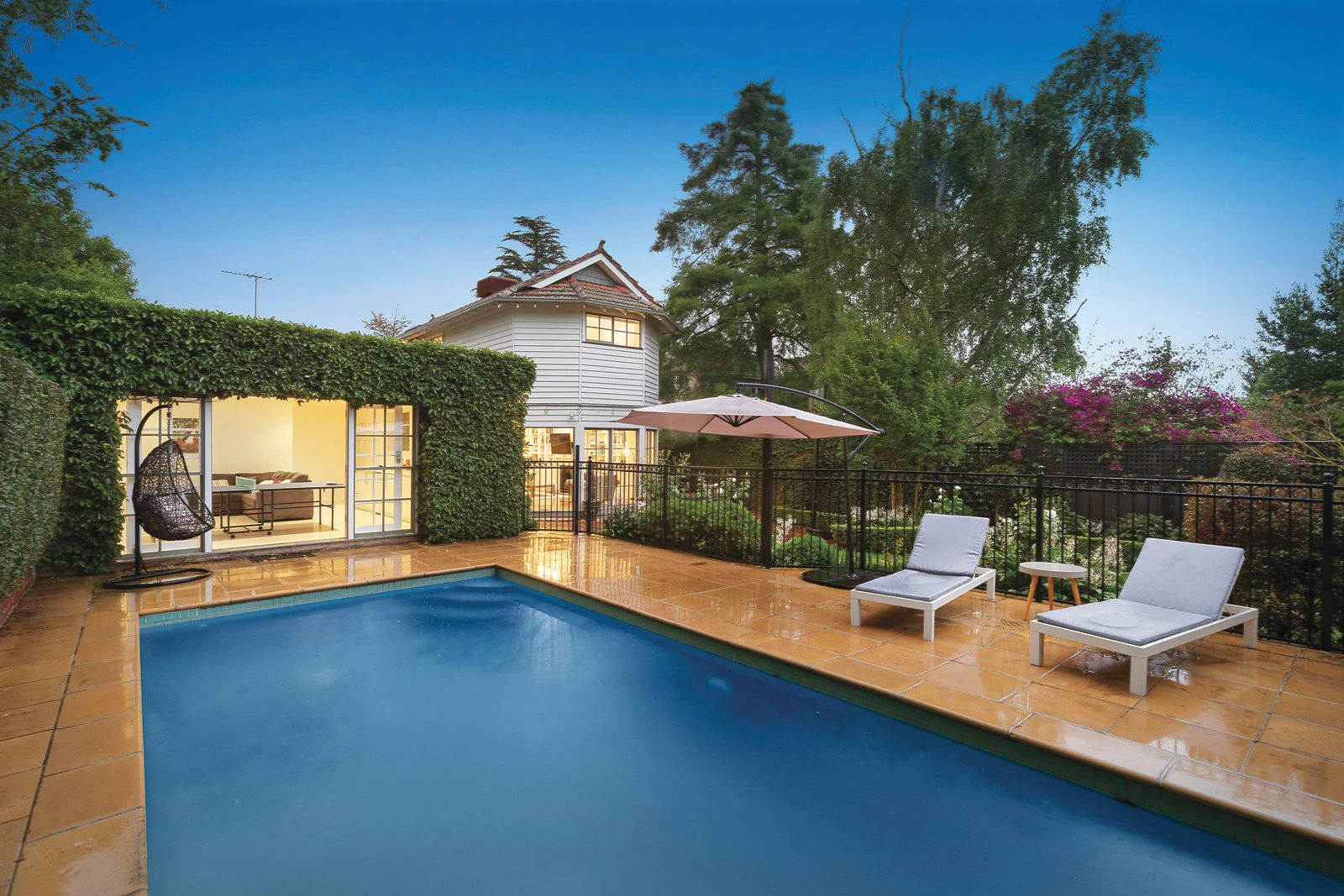 37 Doonkuna Avenue, Camberwell, VIC