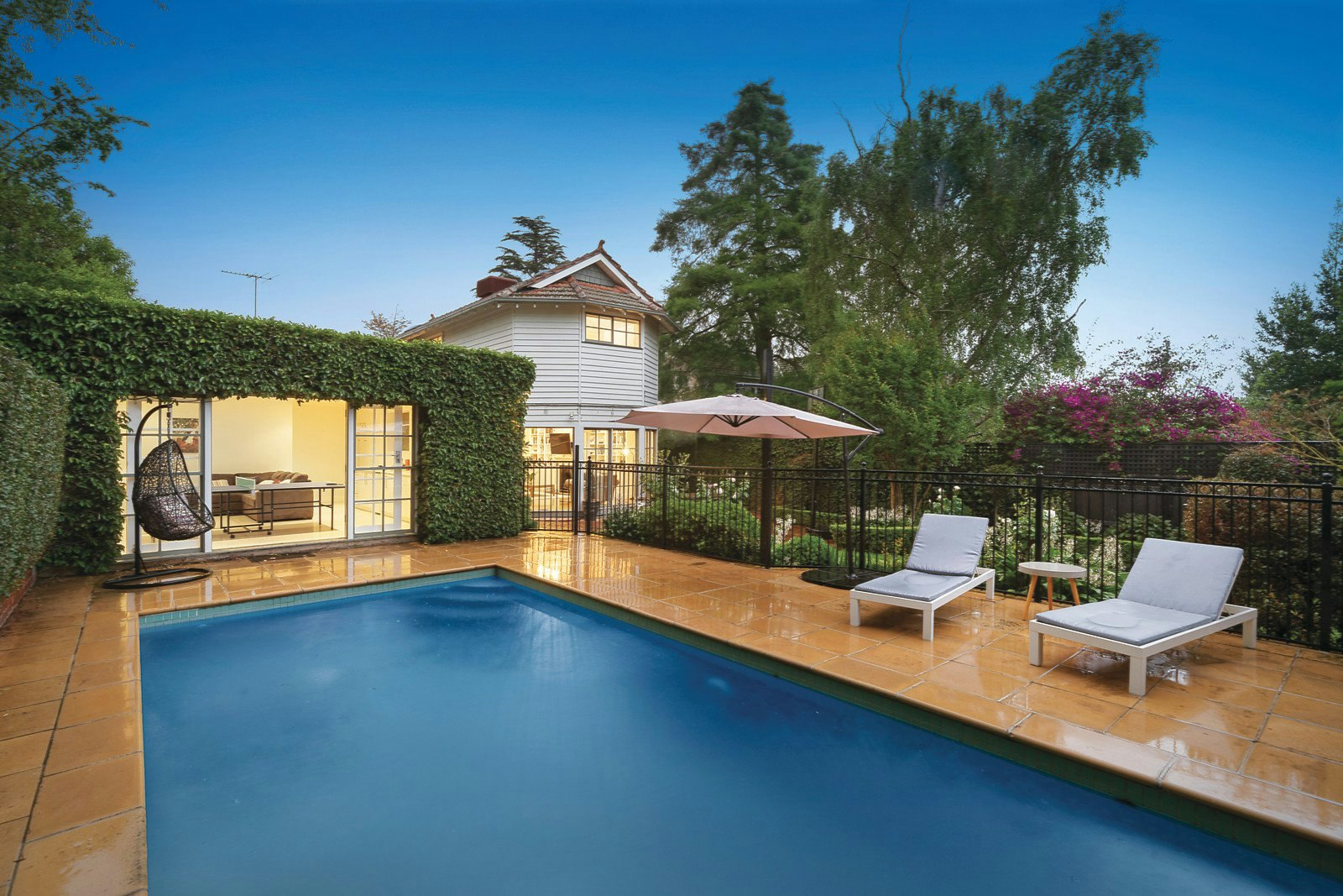 37 Doonkuna Avenue, Camberwell, VIC