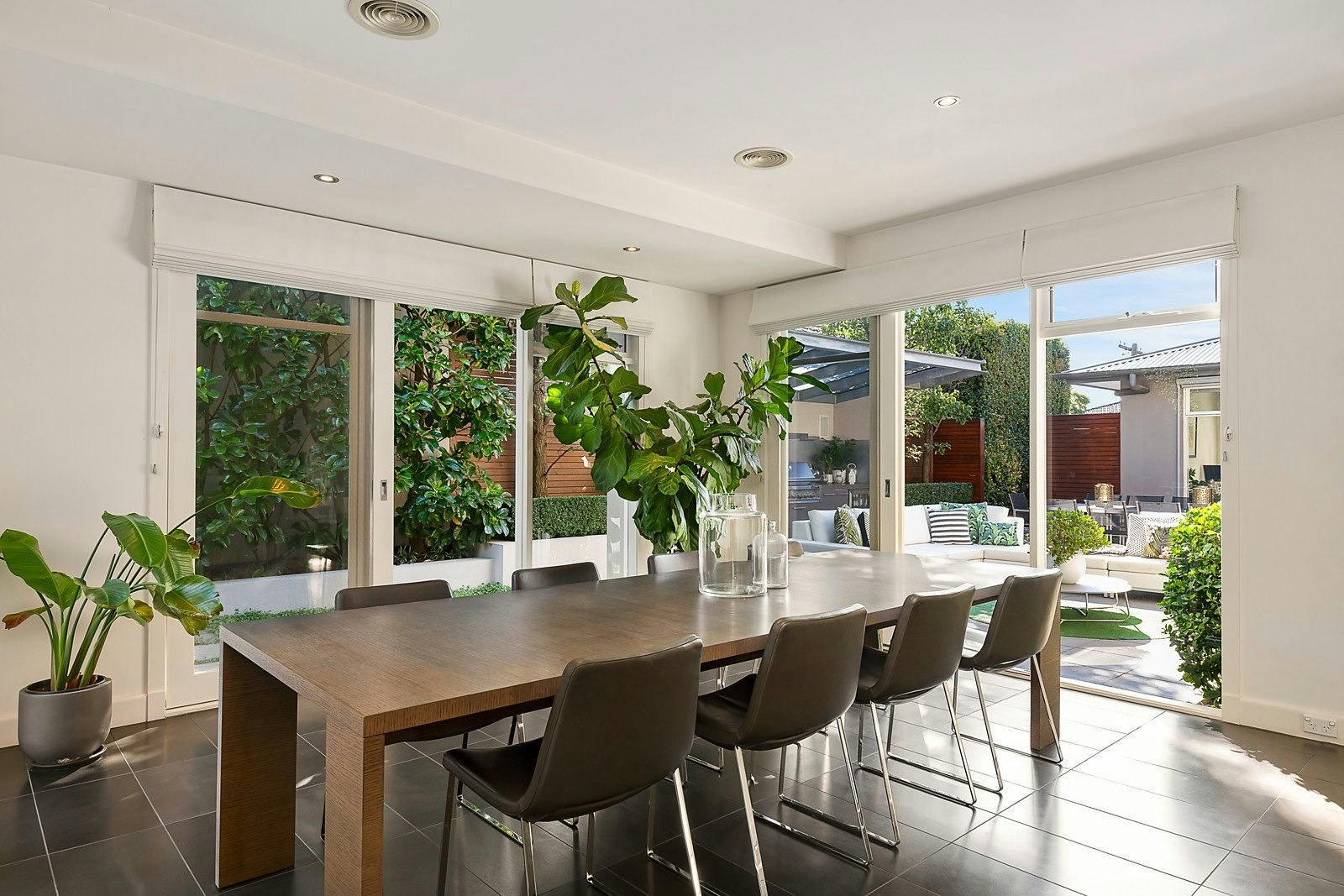 25 Strathalbyn Street, Kew East, VIC