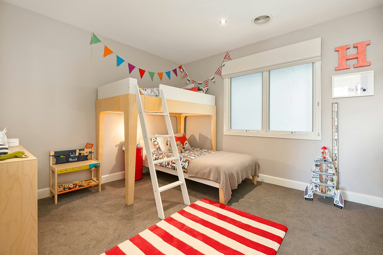 25 Strathalbyn Street, Kew East, VIC