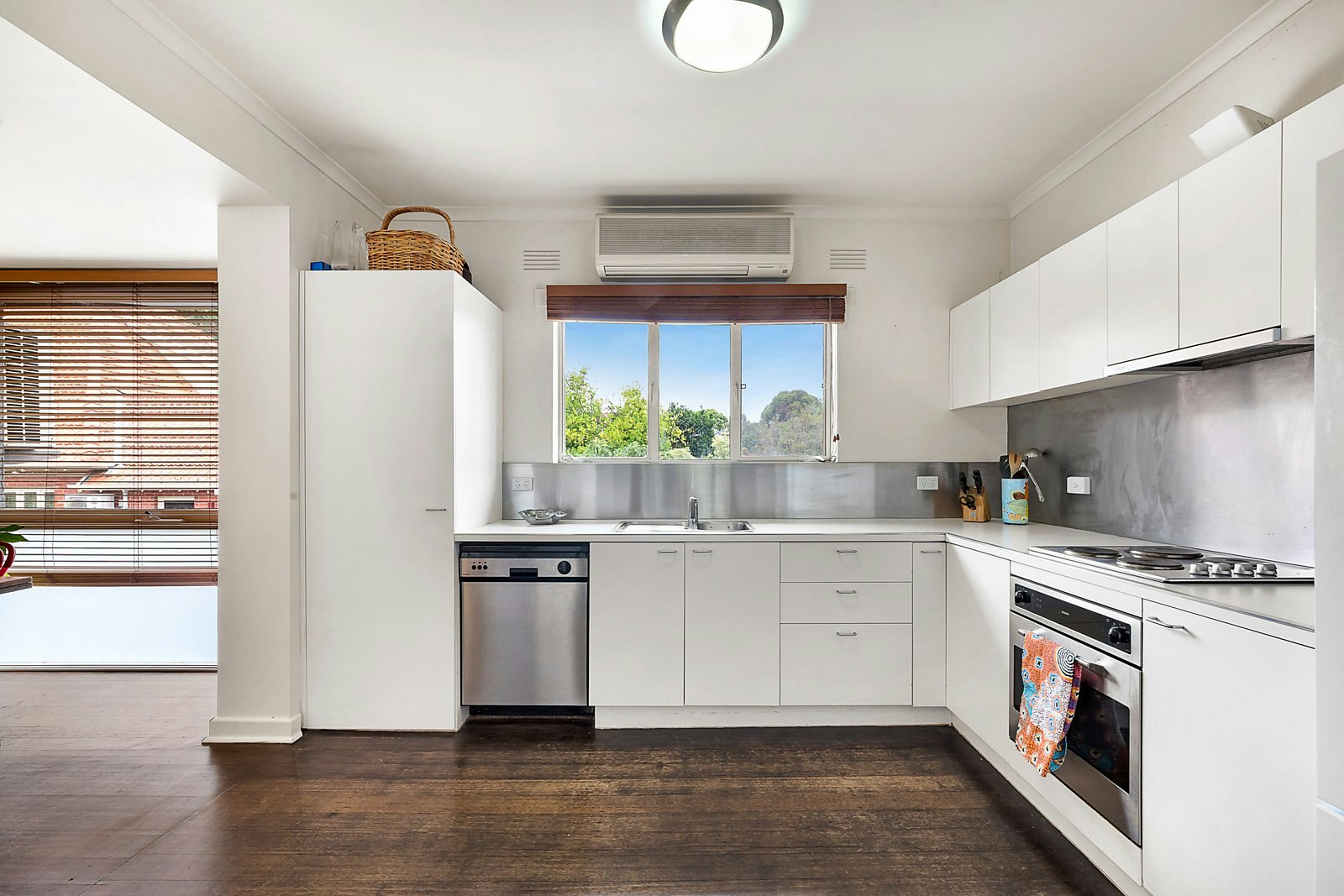 8/150 Barkers Road, Hawthorn, VIC