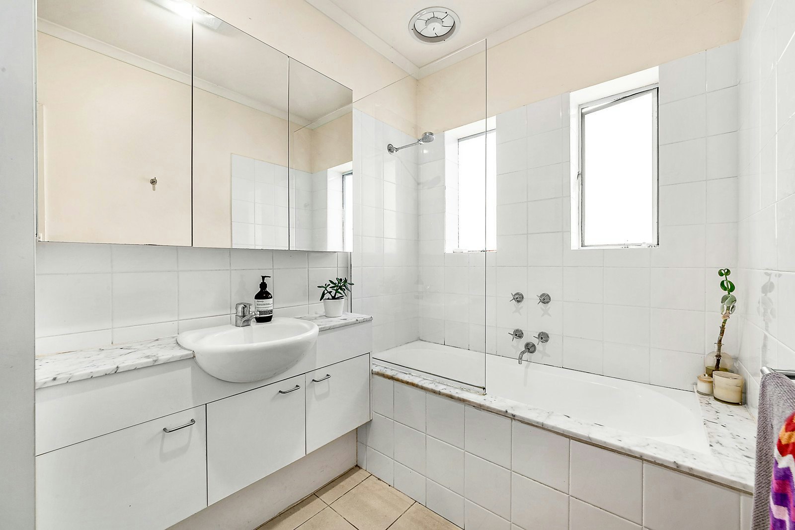 8/150 Barkers Road, Hawthorn, VIC