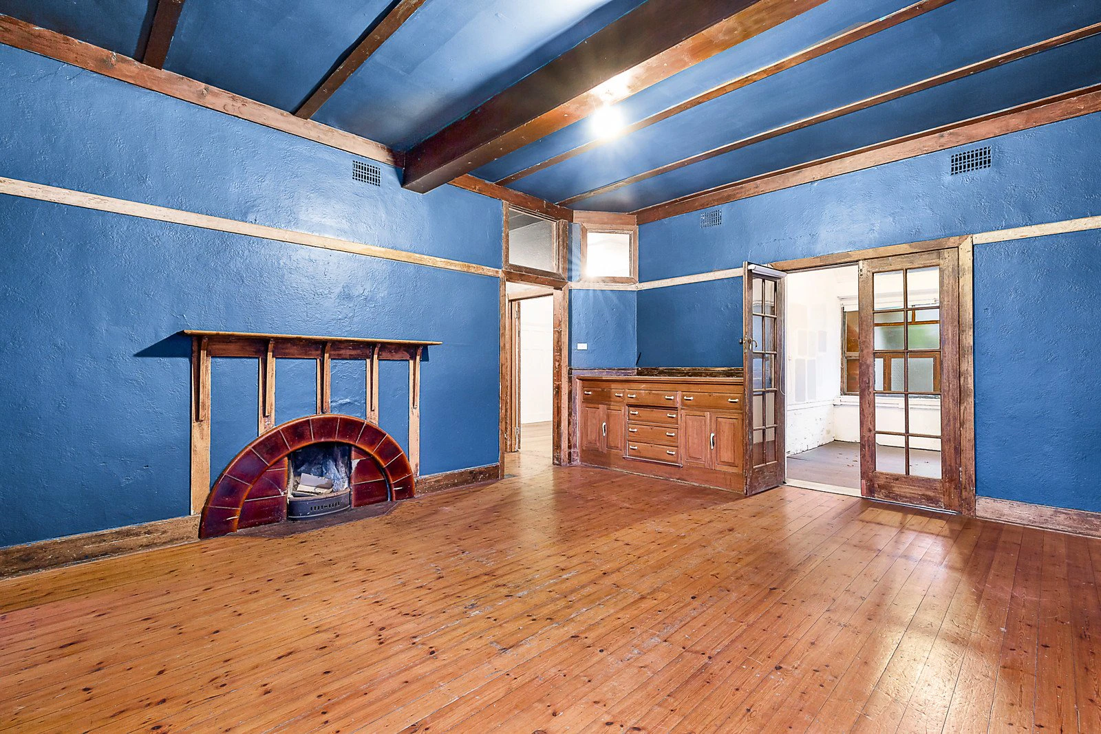 32 Riddell Parade, Elsternwick, VIC