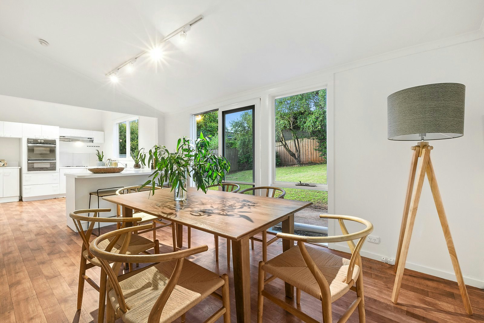 15 Brixton Rise, Glen Iris, VIC