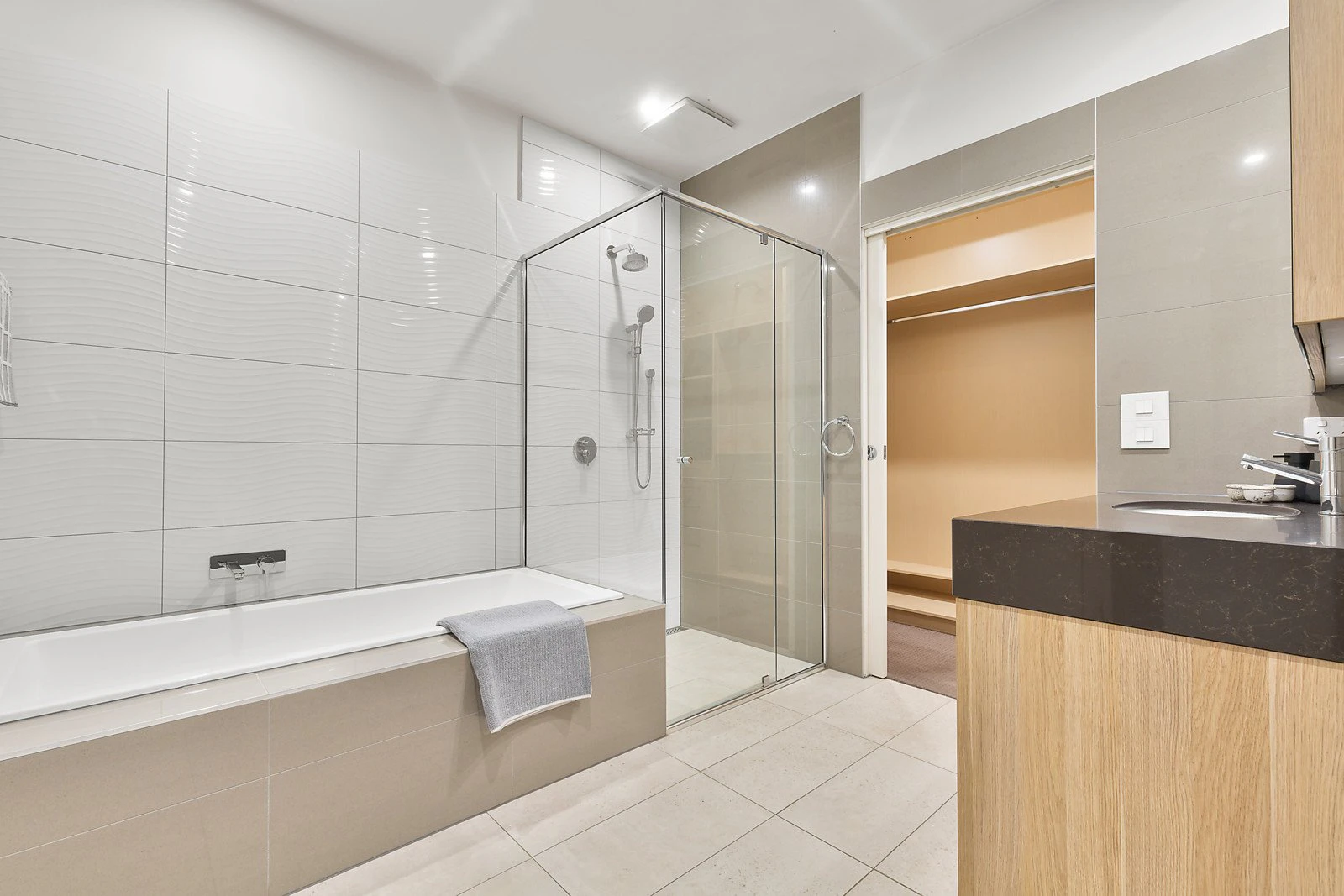 66 Palmerston Crescent, South Melbourne, VIC