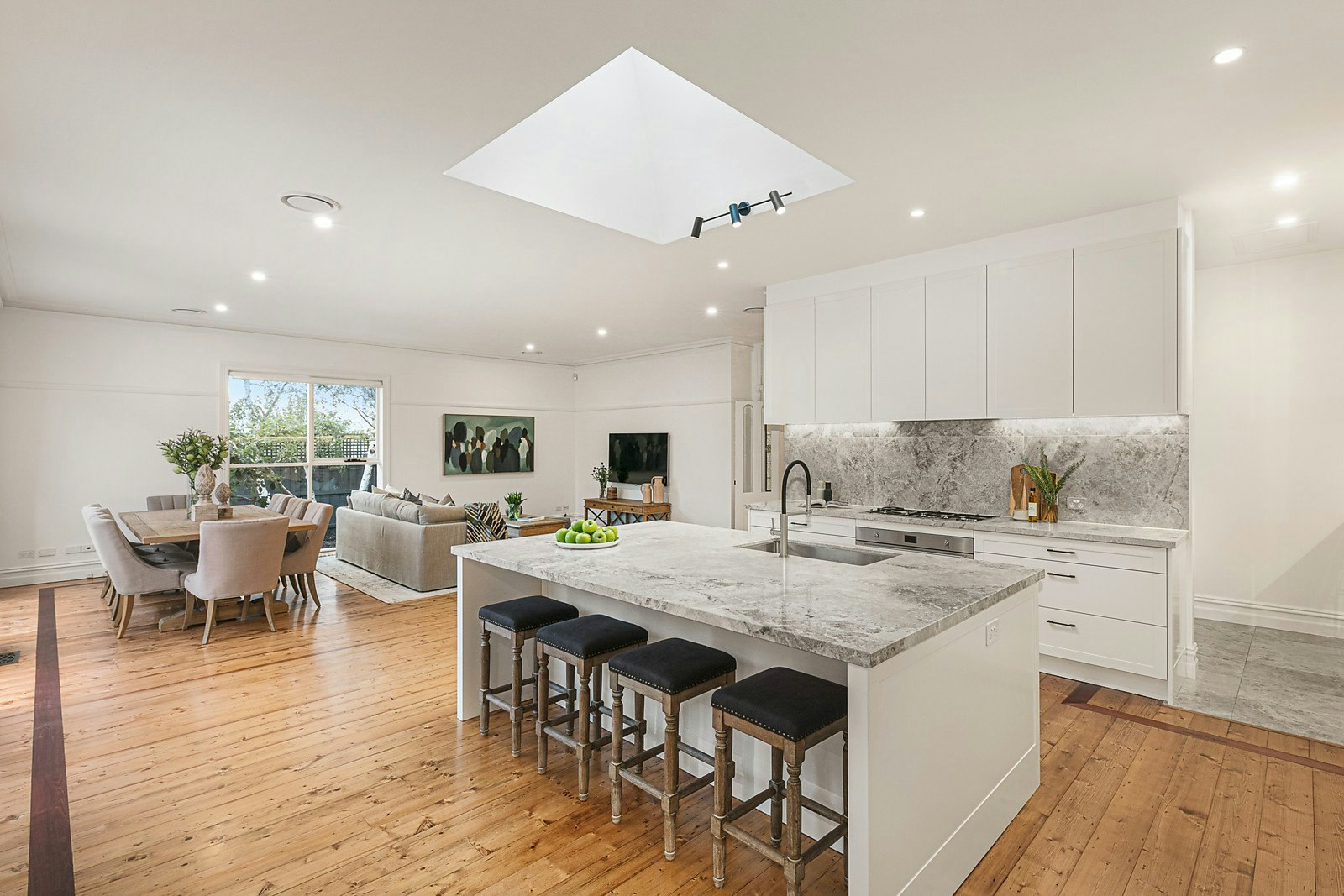 36 Howard Street, Glen Iris, VIC