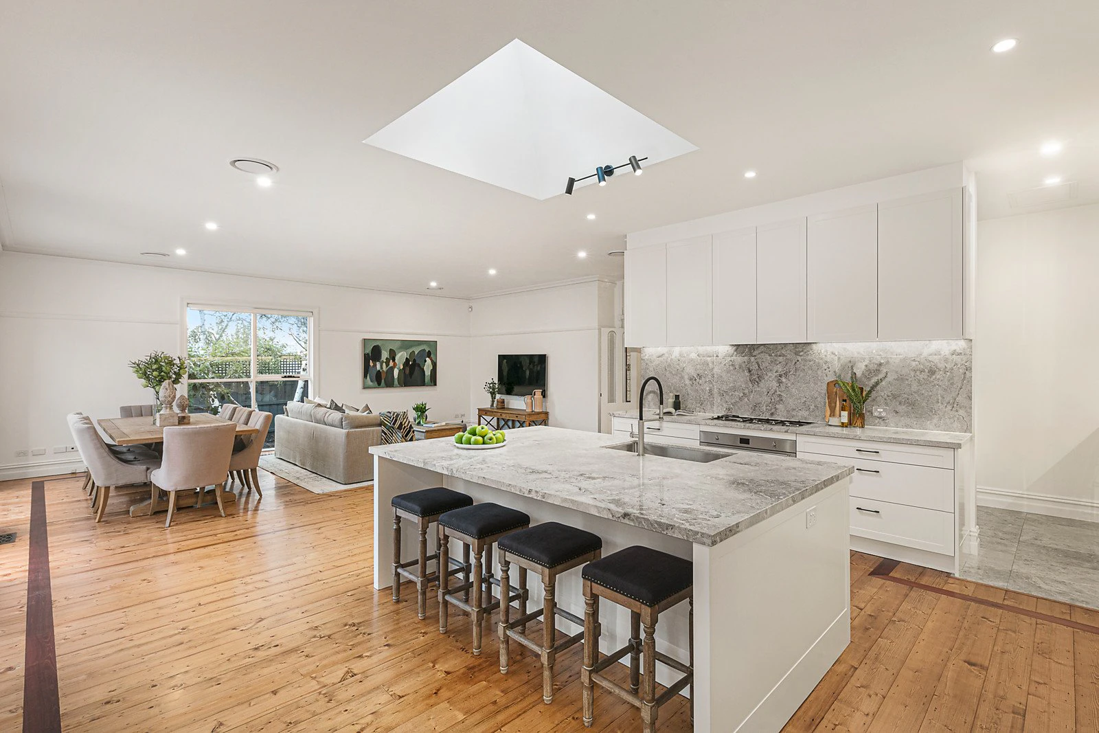 36 Howard Street, Glen Iris, VIC
