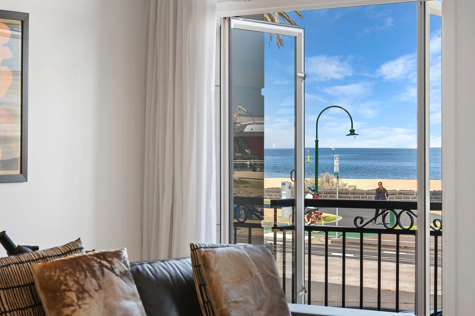 102/88 Beach Street, Port Melbourne, VIC