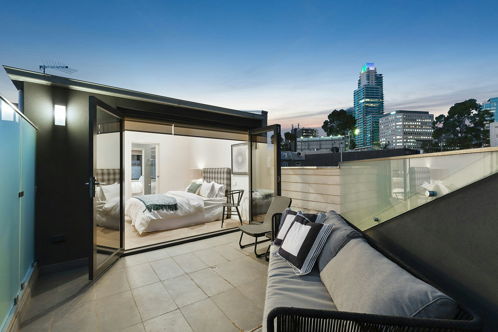 66 Palmerston Crescent, South Melbourne, VIC