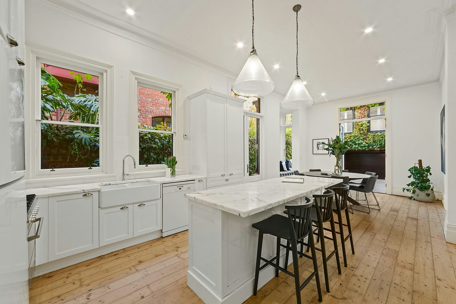 25 Mary Street, St Kilda West, VIC