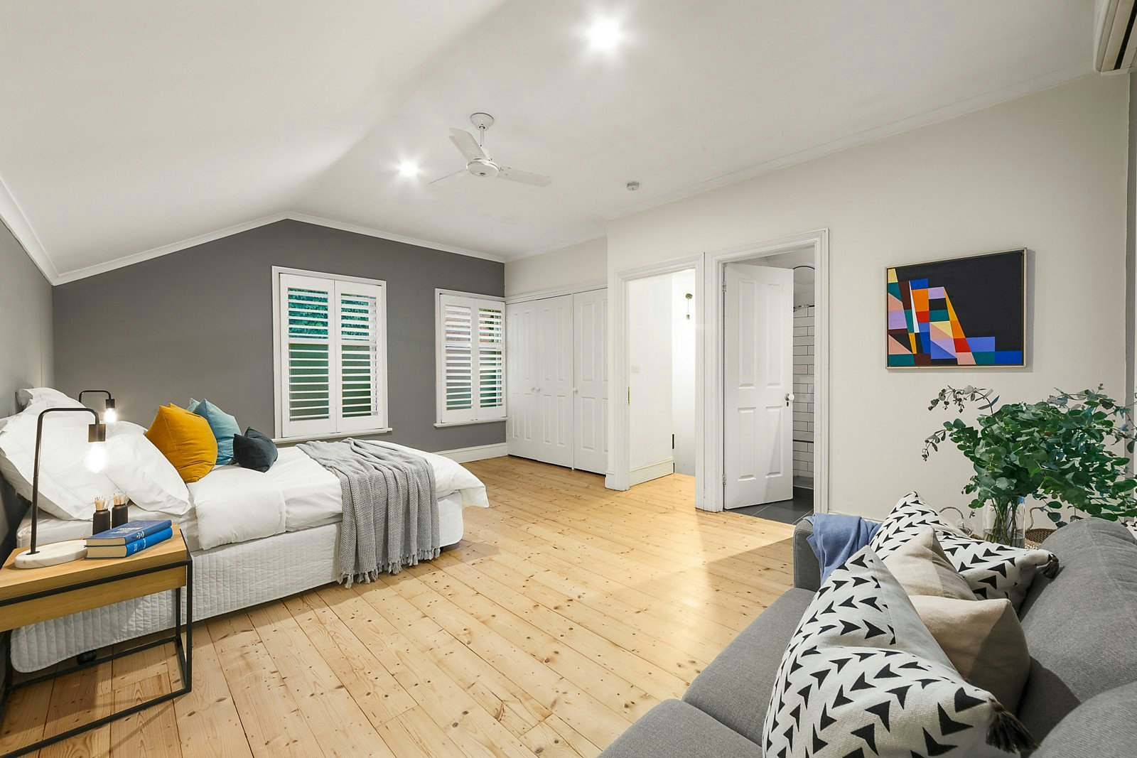 25 Mary Street, St Kilda West, VIC