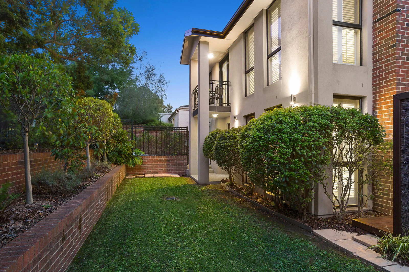 93 Essex Road, Surrey Hills, VIC