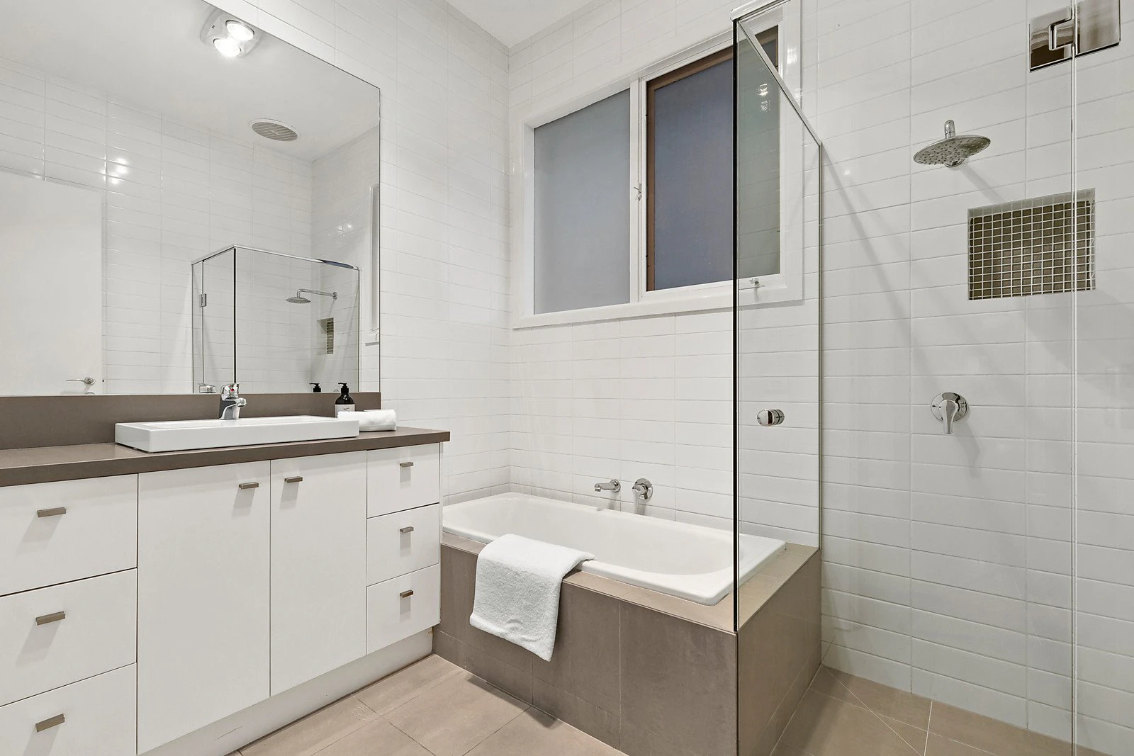 4 Serrell Street, Malvern East, VIC