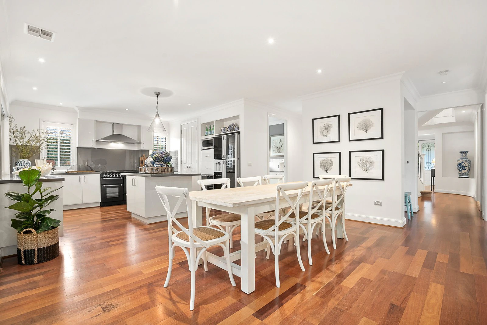 85 Strabane Avenue, Mont Albert North, VIC