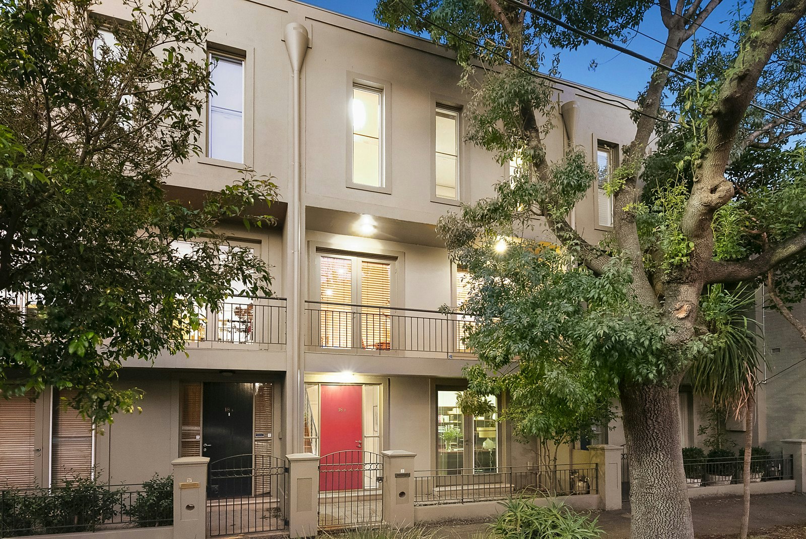 18B Loch Street, St Kilda West, VIC